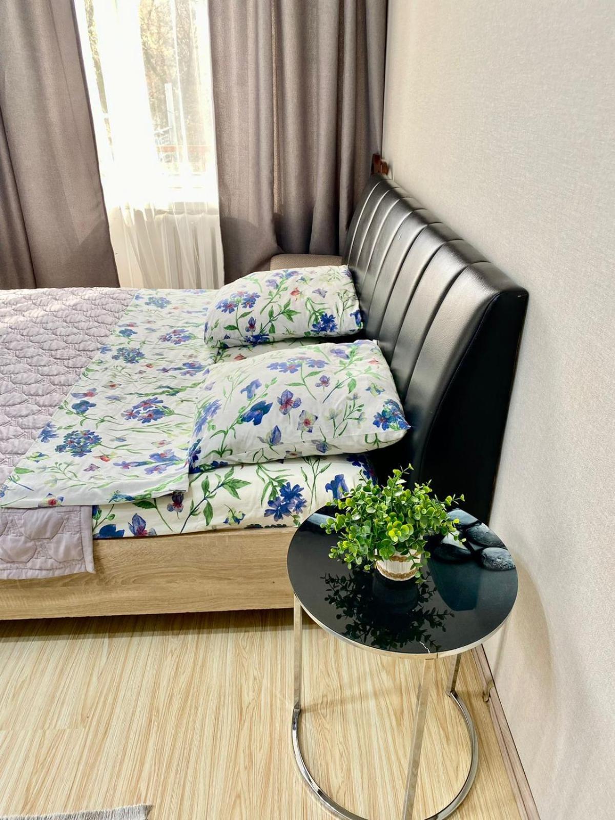 двухкомнатная на арбате Apartment *