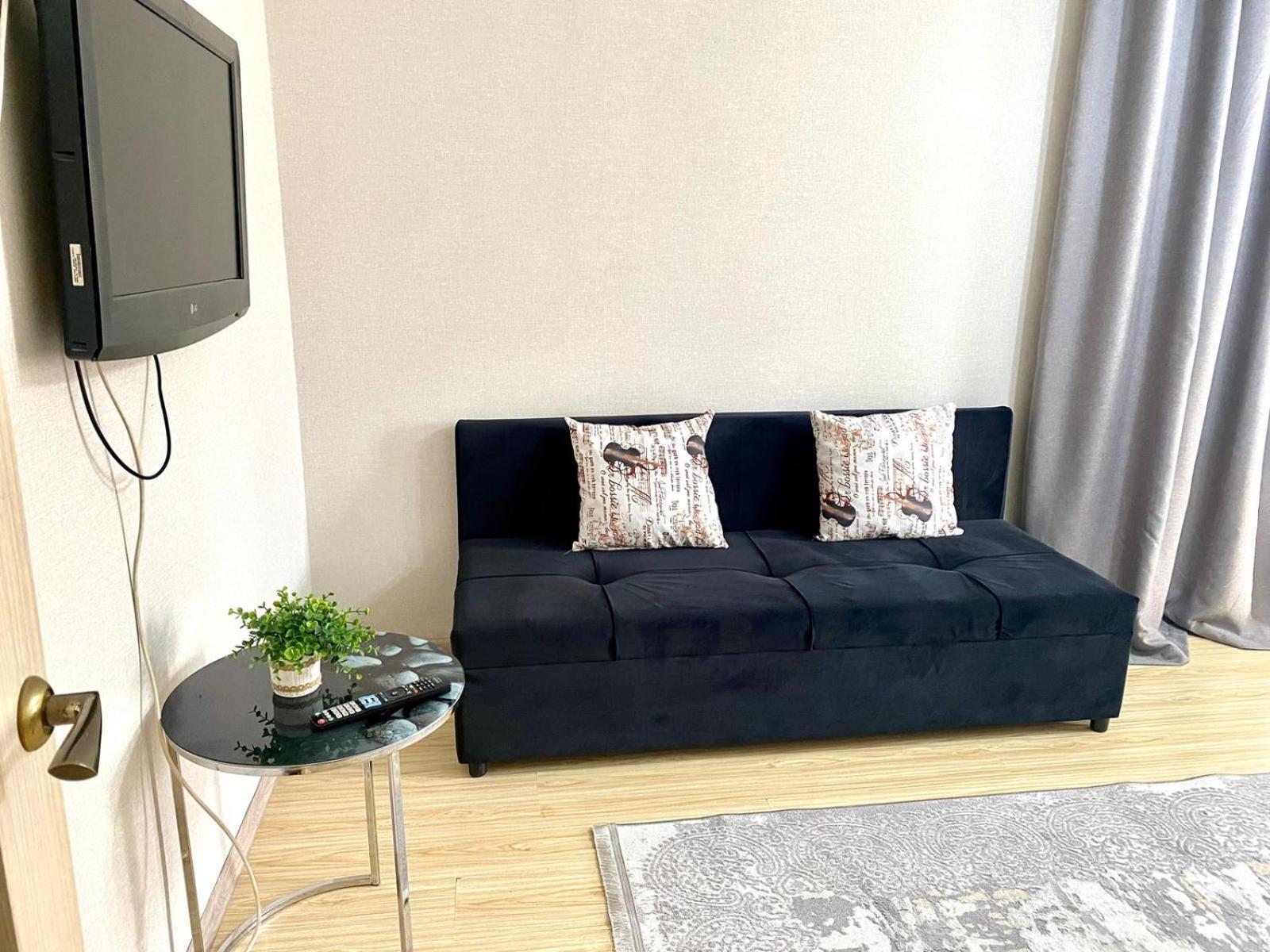 двухкомнатная на арбате Apartment Almaty