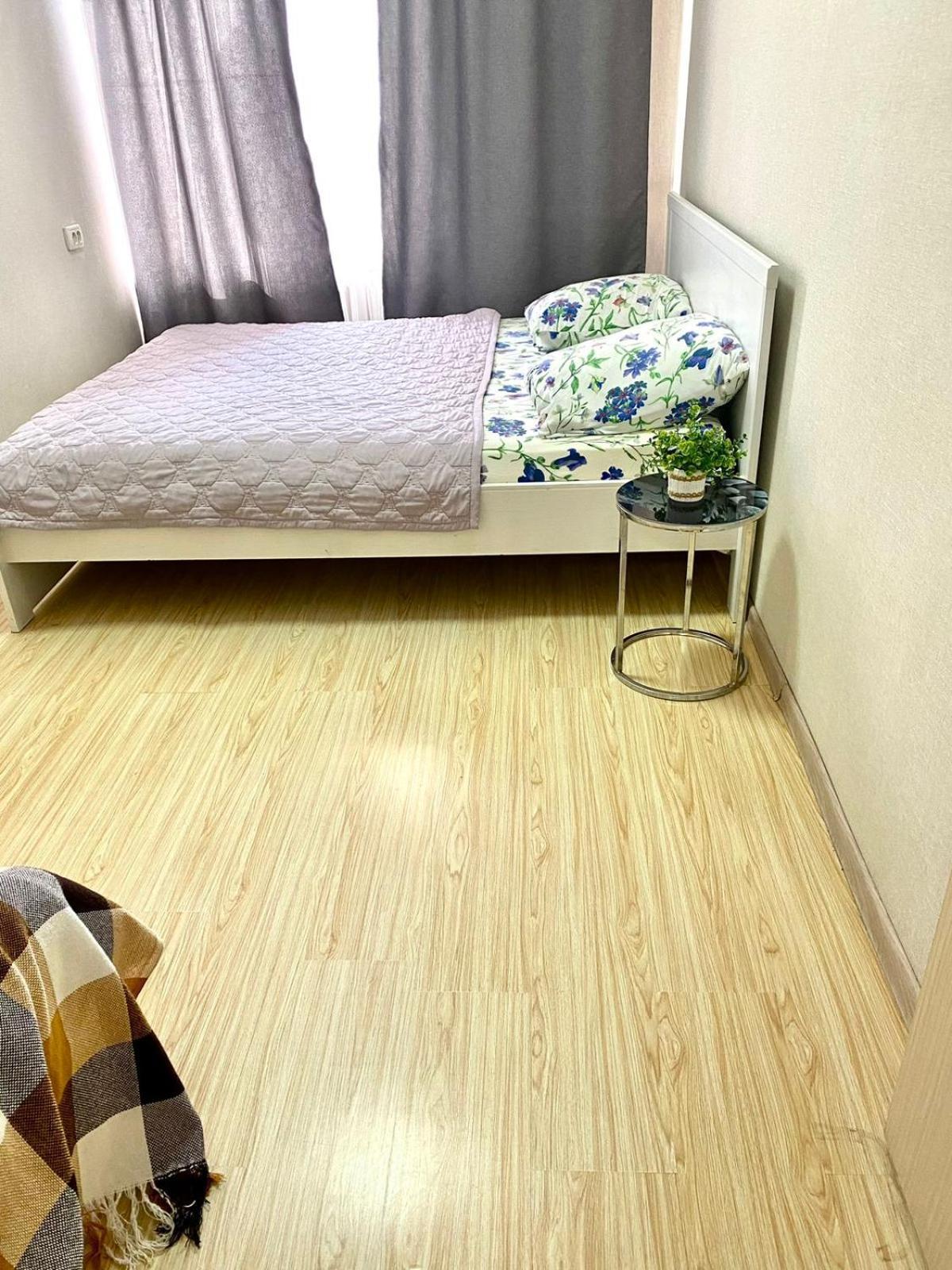 двухкомнатная на арбате Apartment Almaty